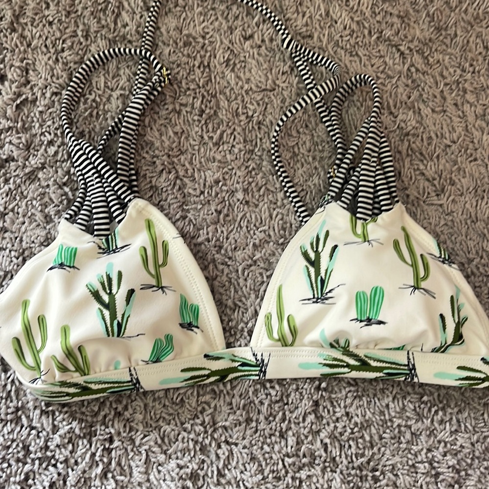 Bikini top